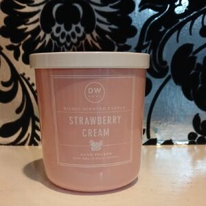 Strawberry Cream Candle